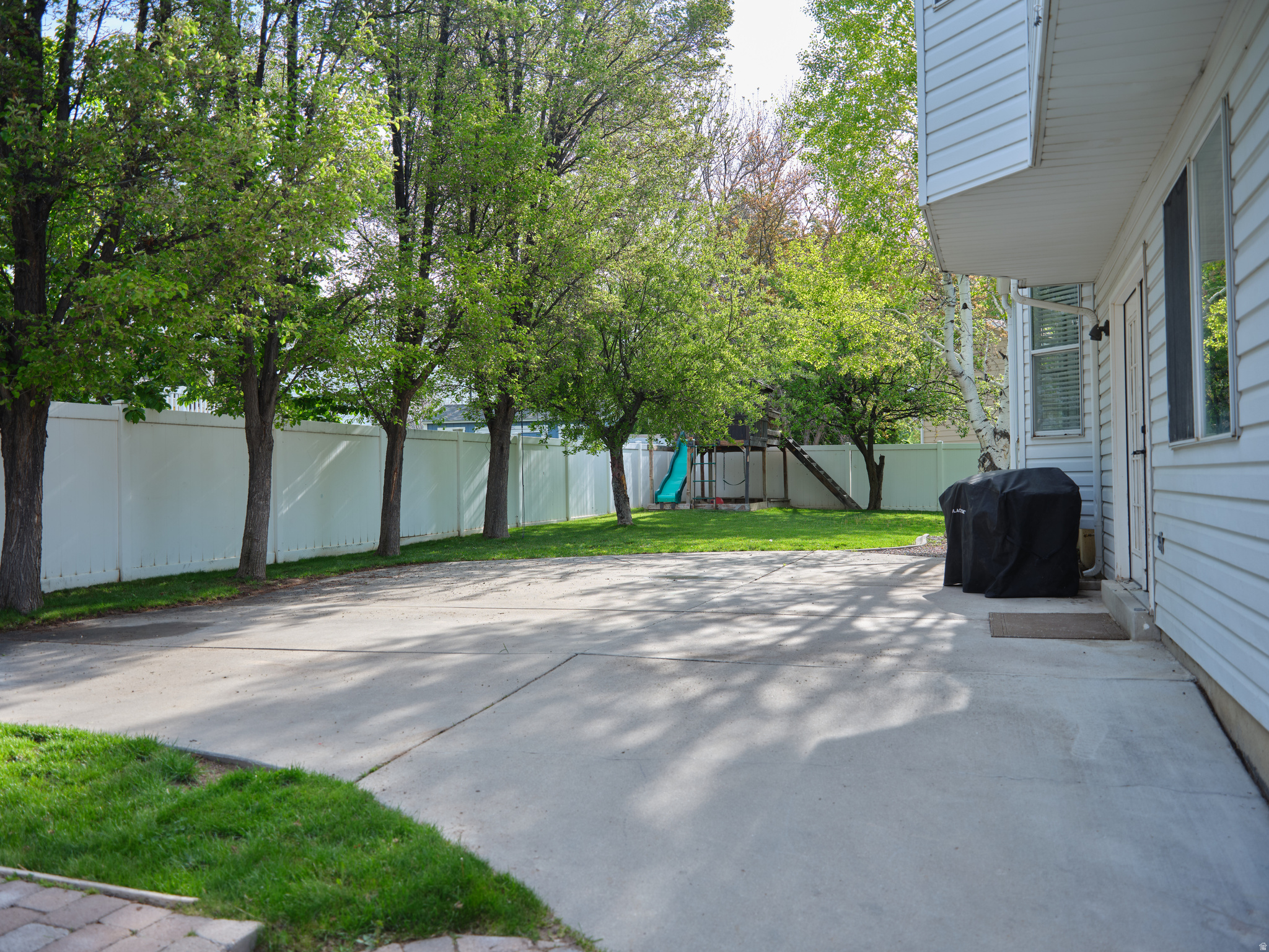 GRANITE MOUNTAIN ESTATES - Residential