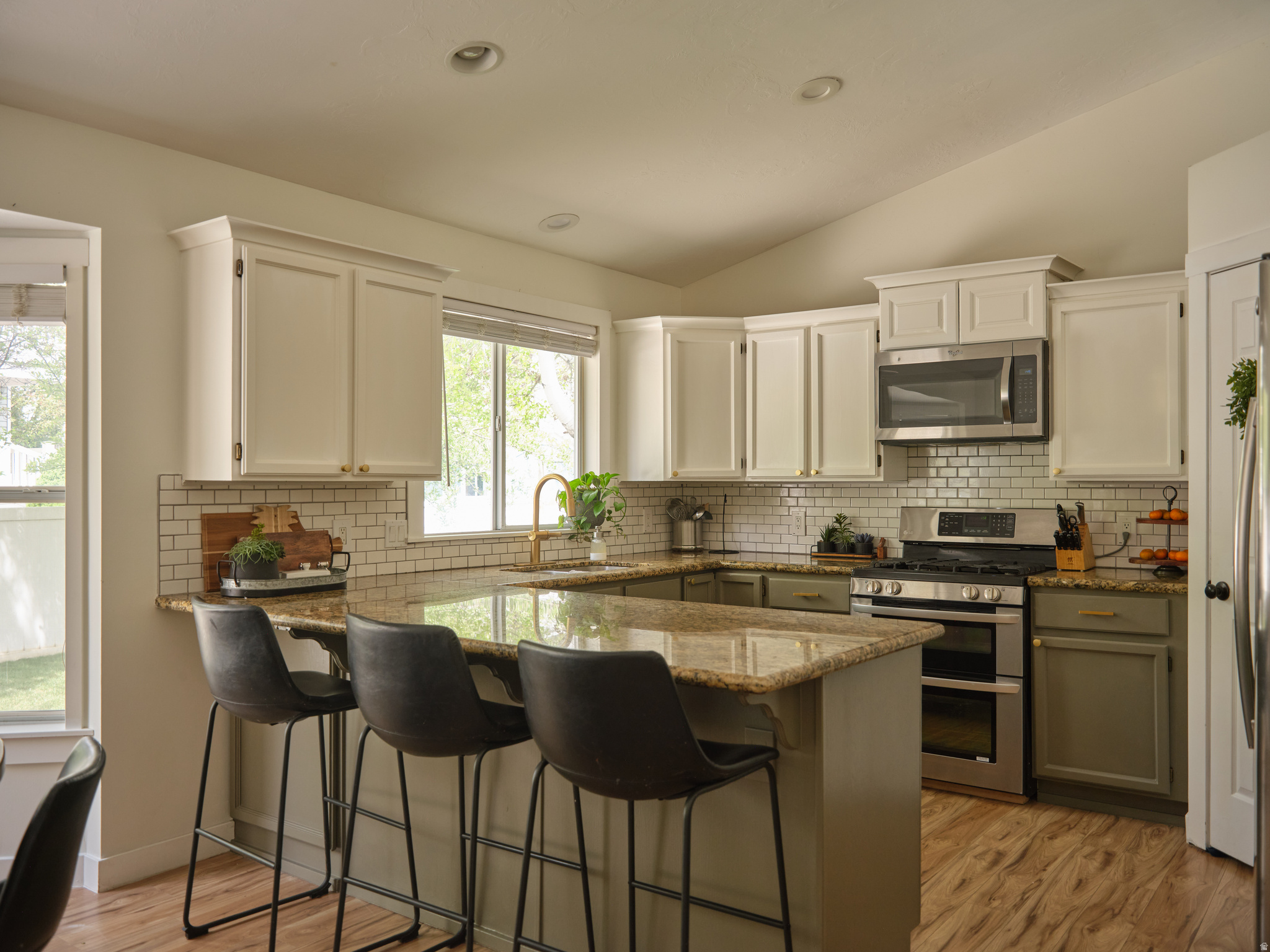 GRANITE MOUNTAIN ESTATES - Residential