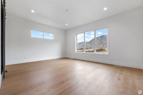 Tiny photo for 310 S AUTUMN BLAZE CIR, Woodland Hills, UT 84653 (MLS # 2063782)