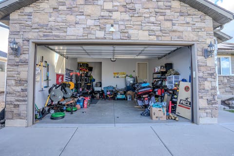 Tiny photo for 325 W 160 N, Clearfield, UT 84015 (MLS # 2159916)