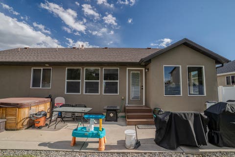 Tiny photo for 325 W 160 N, Clearfield, UT 84015 (MLS # 2159916)