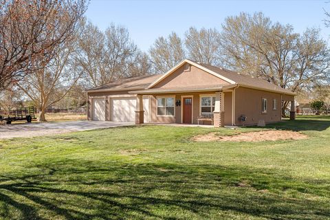 Tiny photo for 36 W 960 S, Hurricane, UT 84737 (MLS # 2155034)