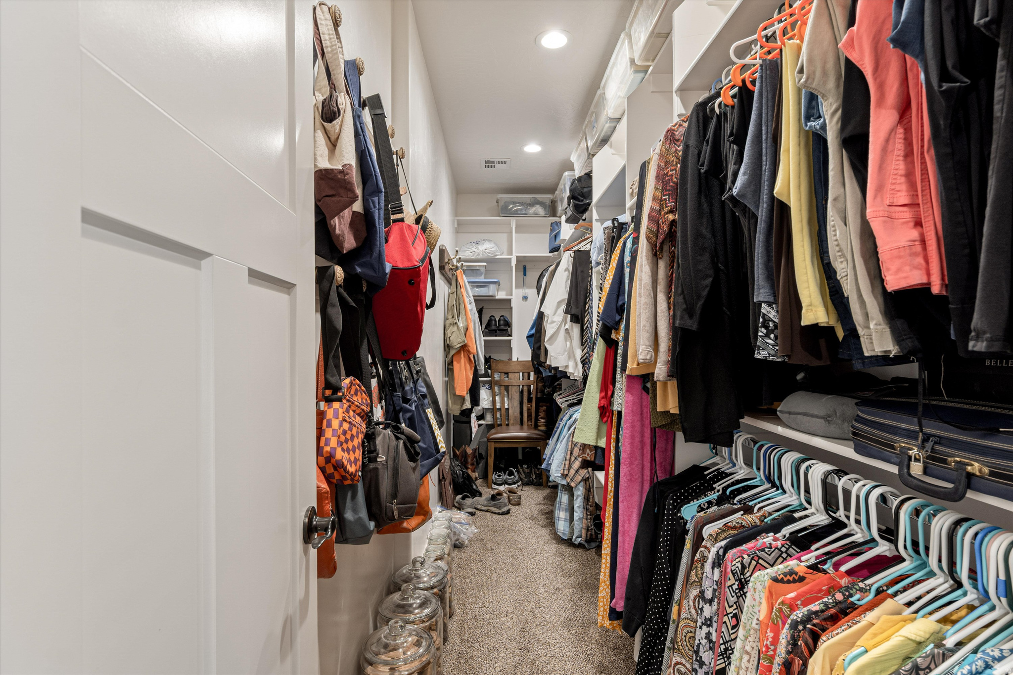 HURRICANE LOCAL SUR - Residential