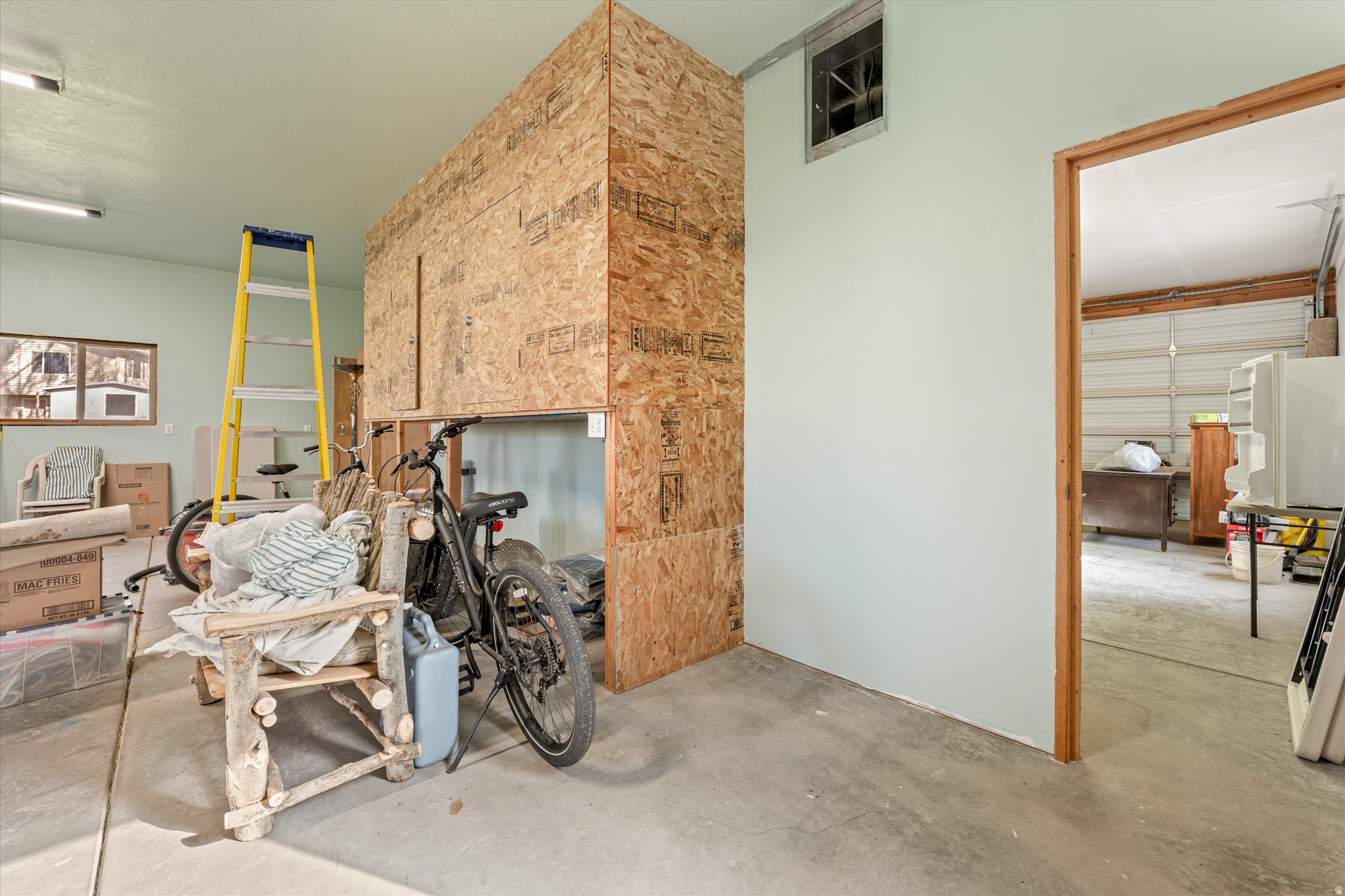 HURRICANE LOCAL SUR - Residential