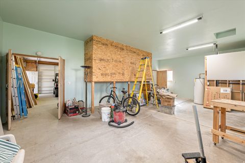 Tiny photo for 36 W 960 S, Hurricane, UT 84737 (MLS # 2155034)