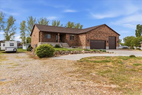 Tiny photo for 6237 W 4600 S, Hooper, UT 84315 (MLS # 2151985)