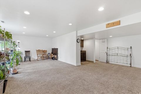Tiny photo for 6237 W 4600 S, Hooper, UT 84315 (MLS # 2151985)