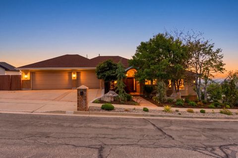 Photo of 2466 S PROMONTORY DR, Salt Lake City, UT 84109 (MLS # 2154917)