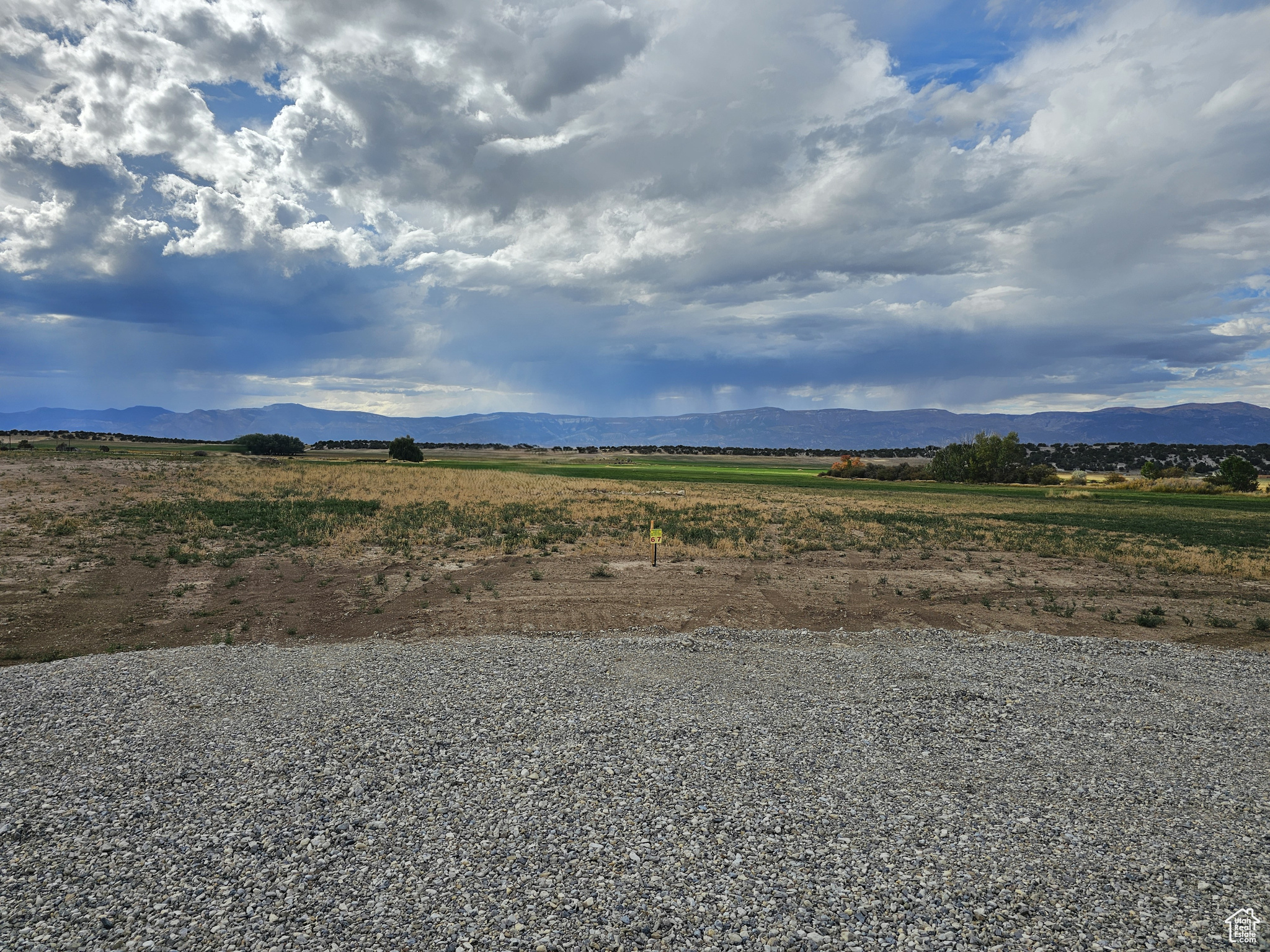 CRAWFORD CIRCLE - Land