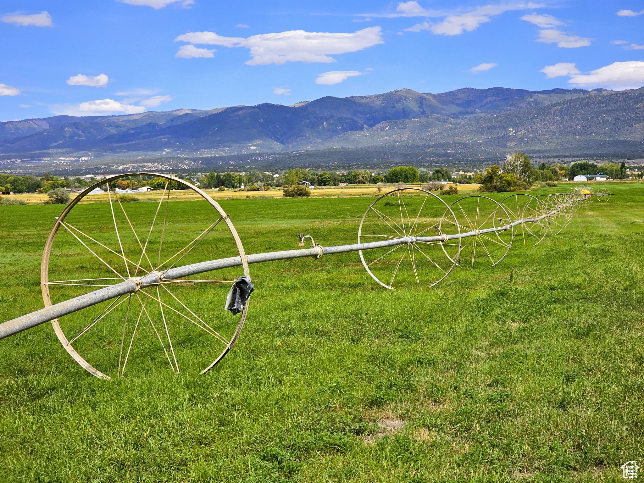 CRAWFORD CIRCLE - Land