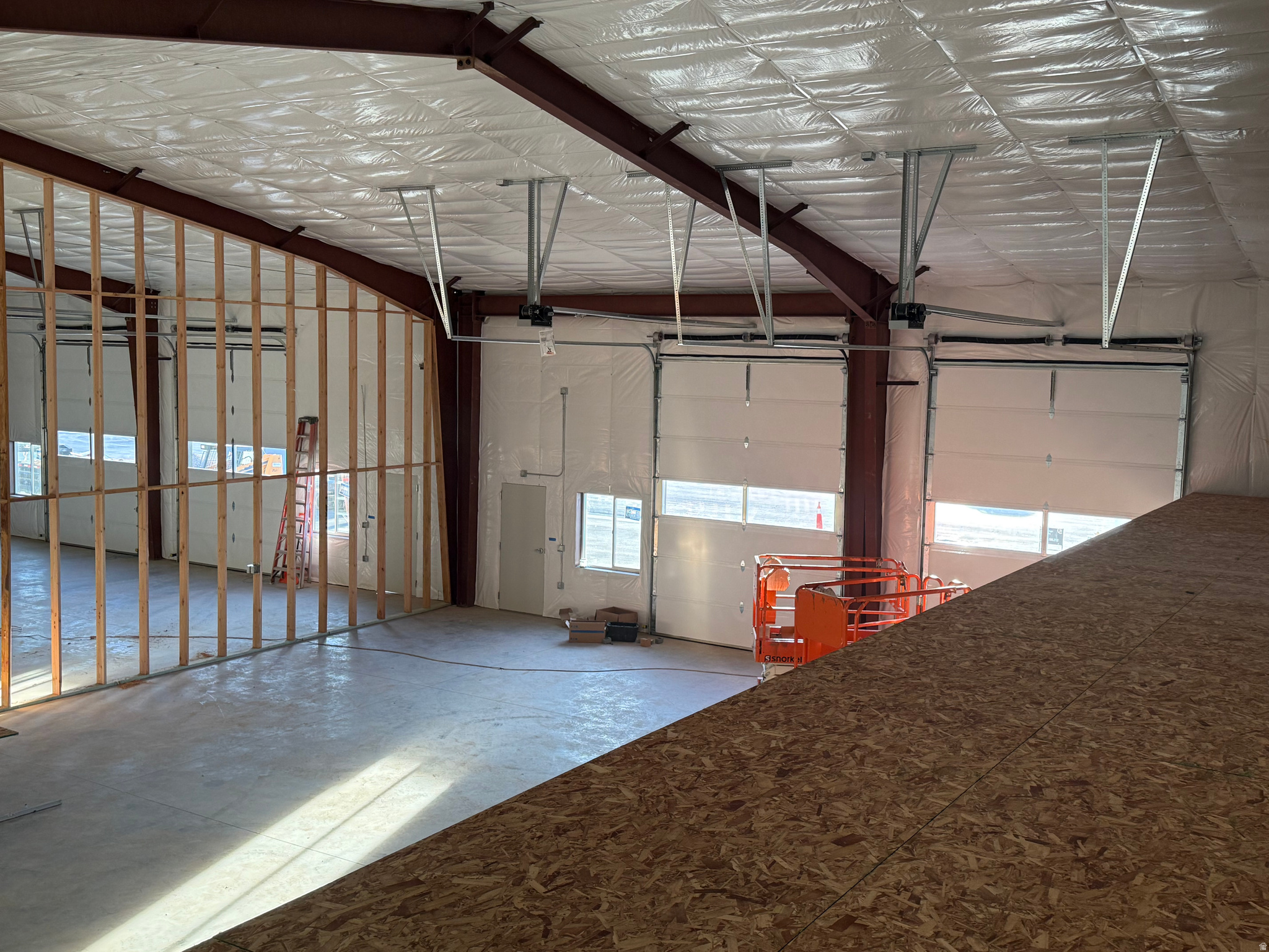 MOUNTAIN VIEW INDUSTRIAL - Commercial Sale