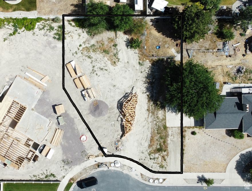 Discover the rare opportunity to own a premium lot in one of South Jordan's most desirable neighborhoods. This spacious lot is ideal for a custom built home. Surrounded by luxury residences, top rated schools, shopping and dining. Don't miss out on this beautiful lot to build your dream home.