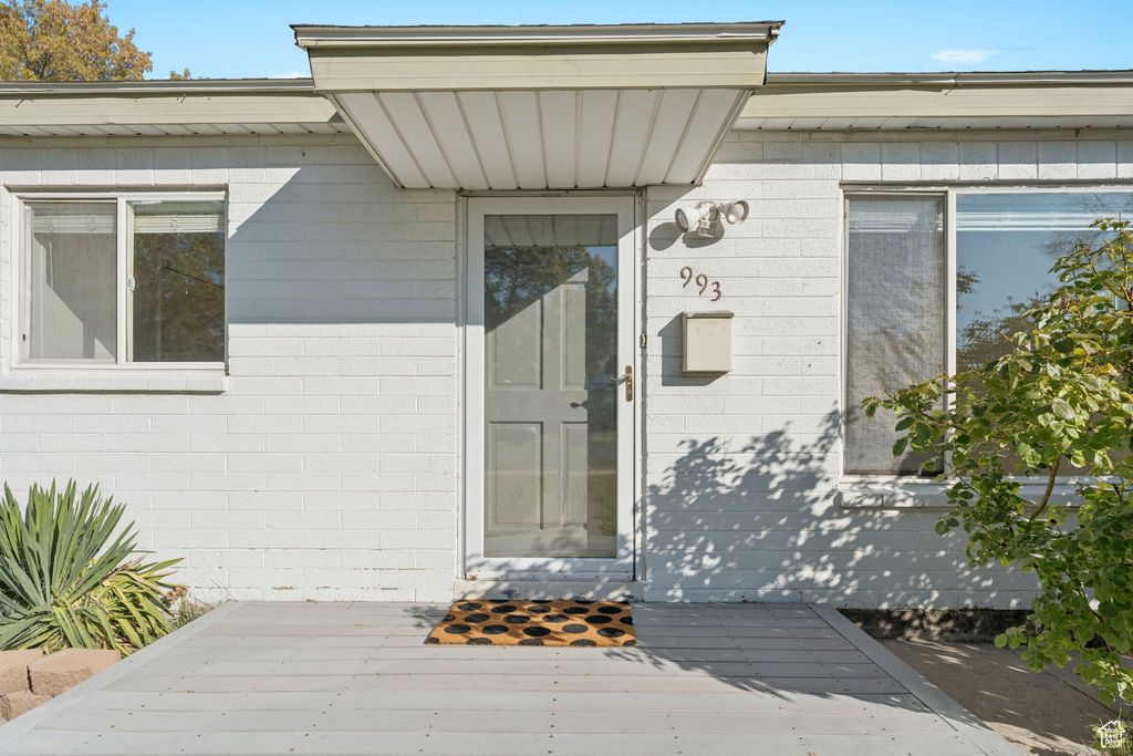 Photo of 993 S MONTGOMERY ST W, Salt Lake City, UT 84104 (MLS # 2119594)