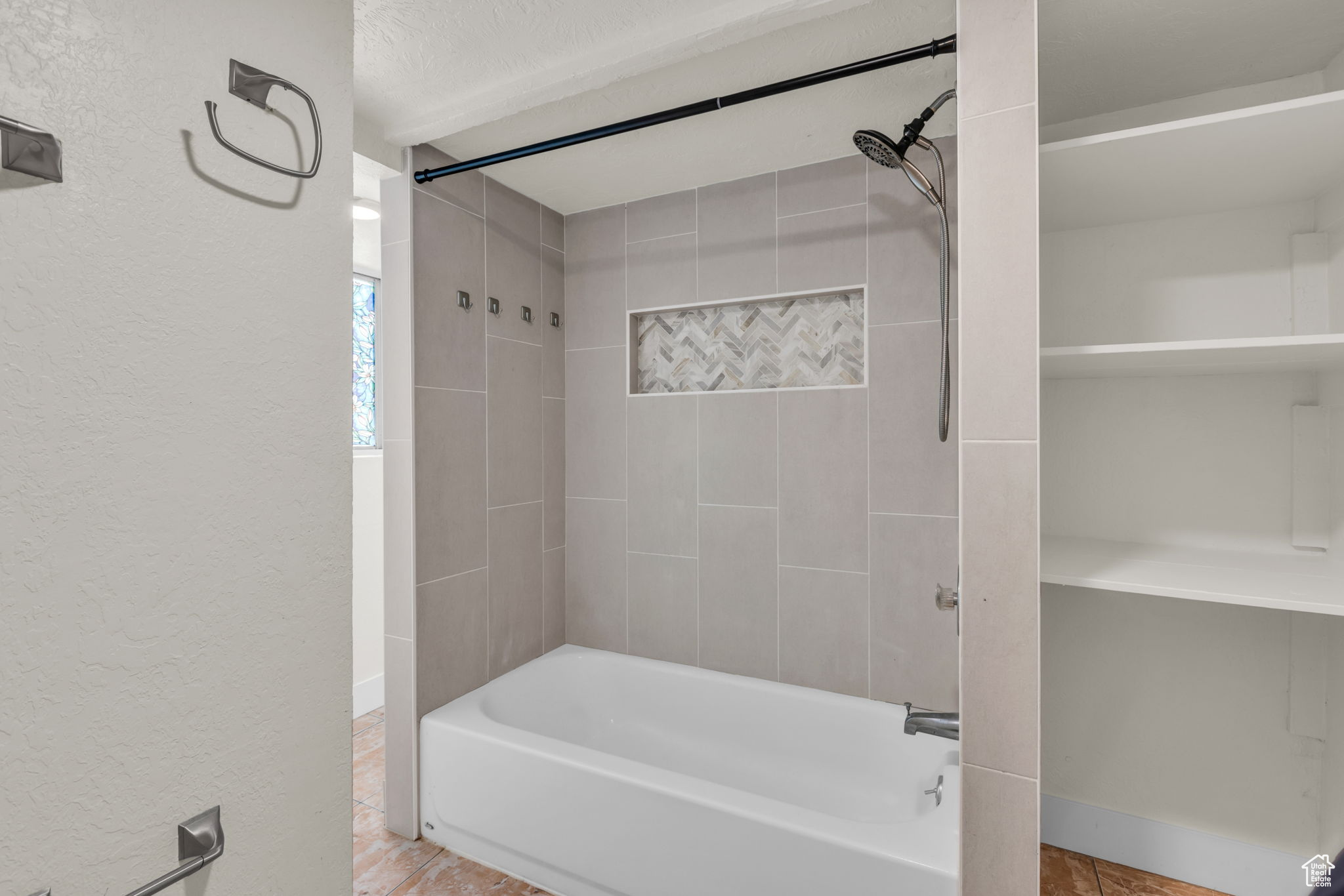 FOX SHADOW - Residential