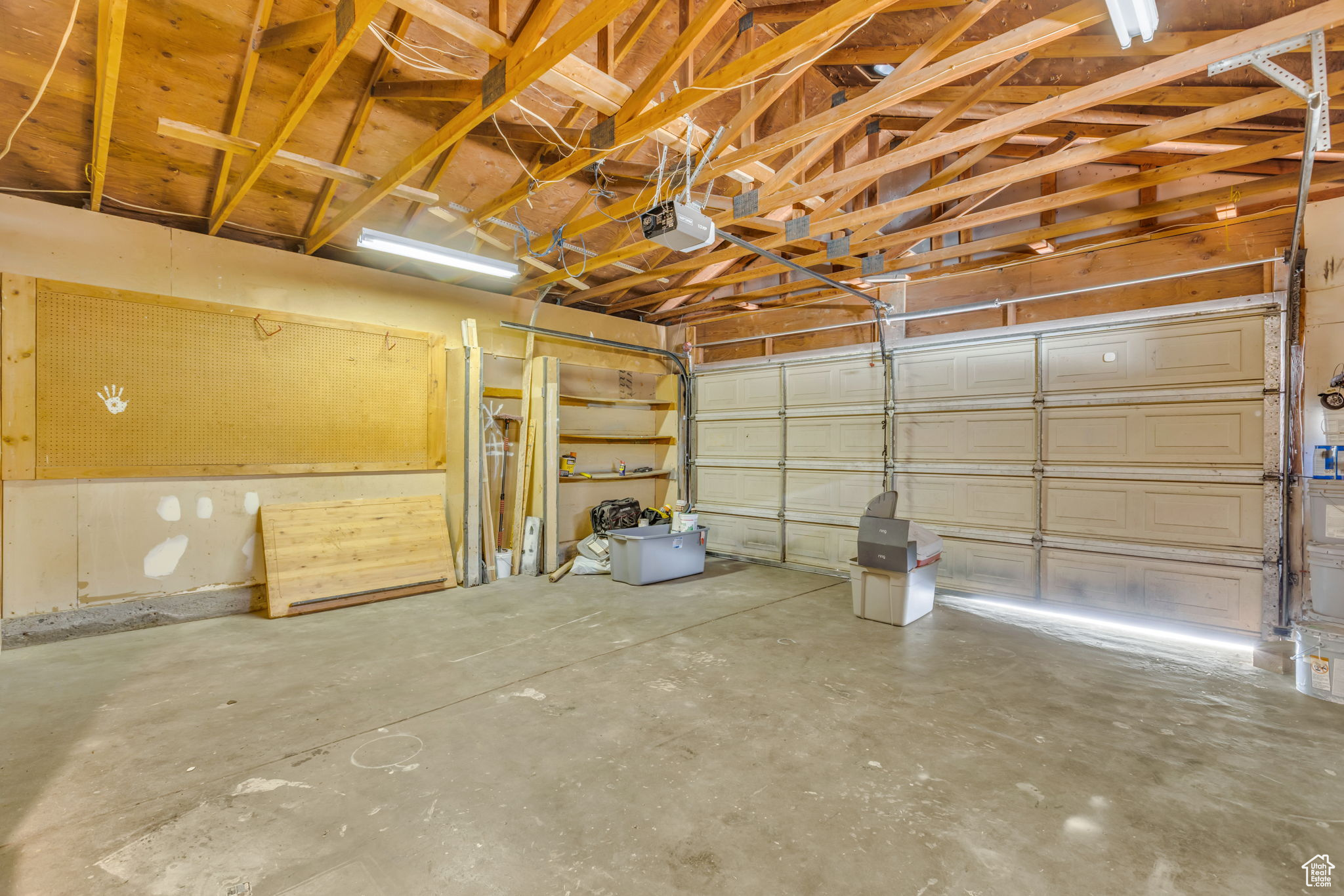 FOX SHADOW - Residential