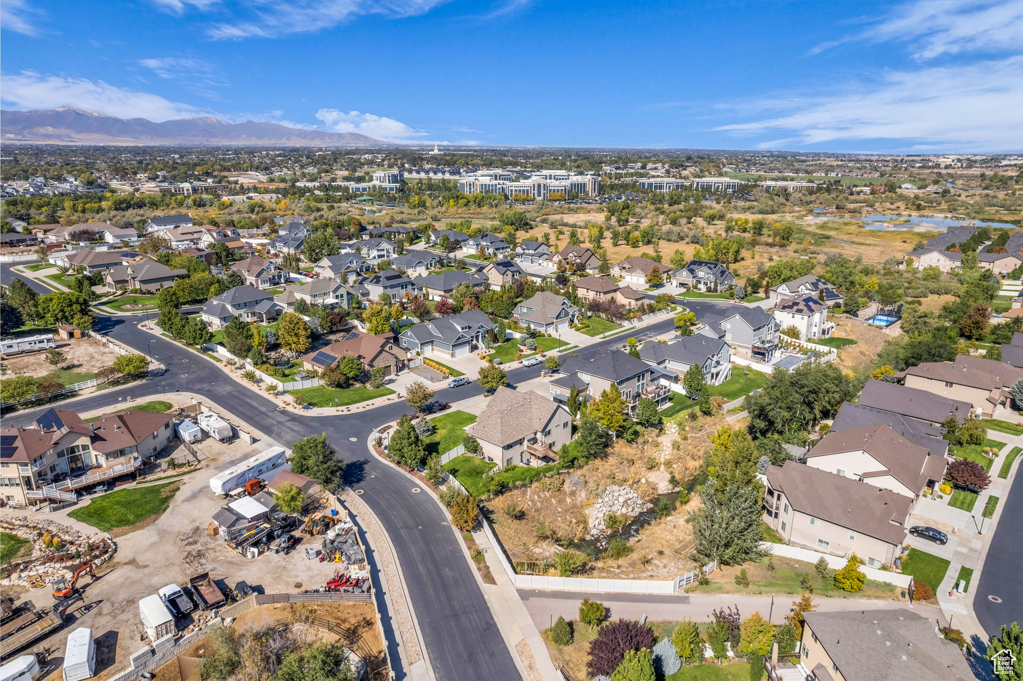 ASPEN CREST - Residential