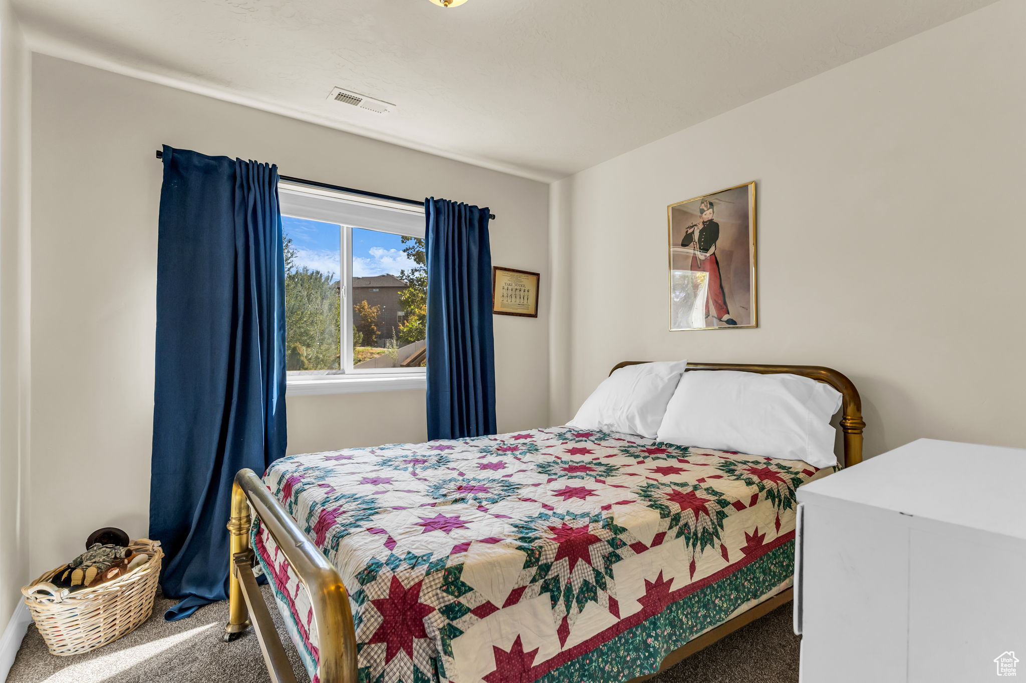 ASPEN CREST - Residential
