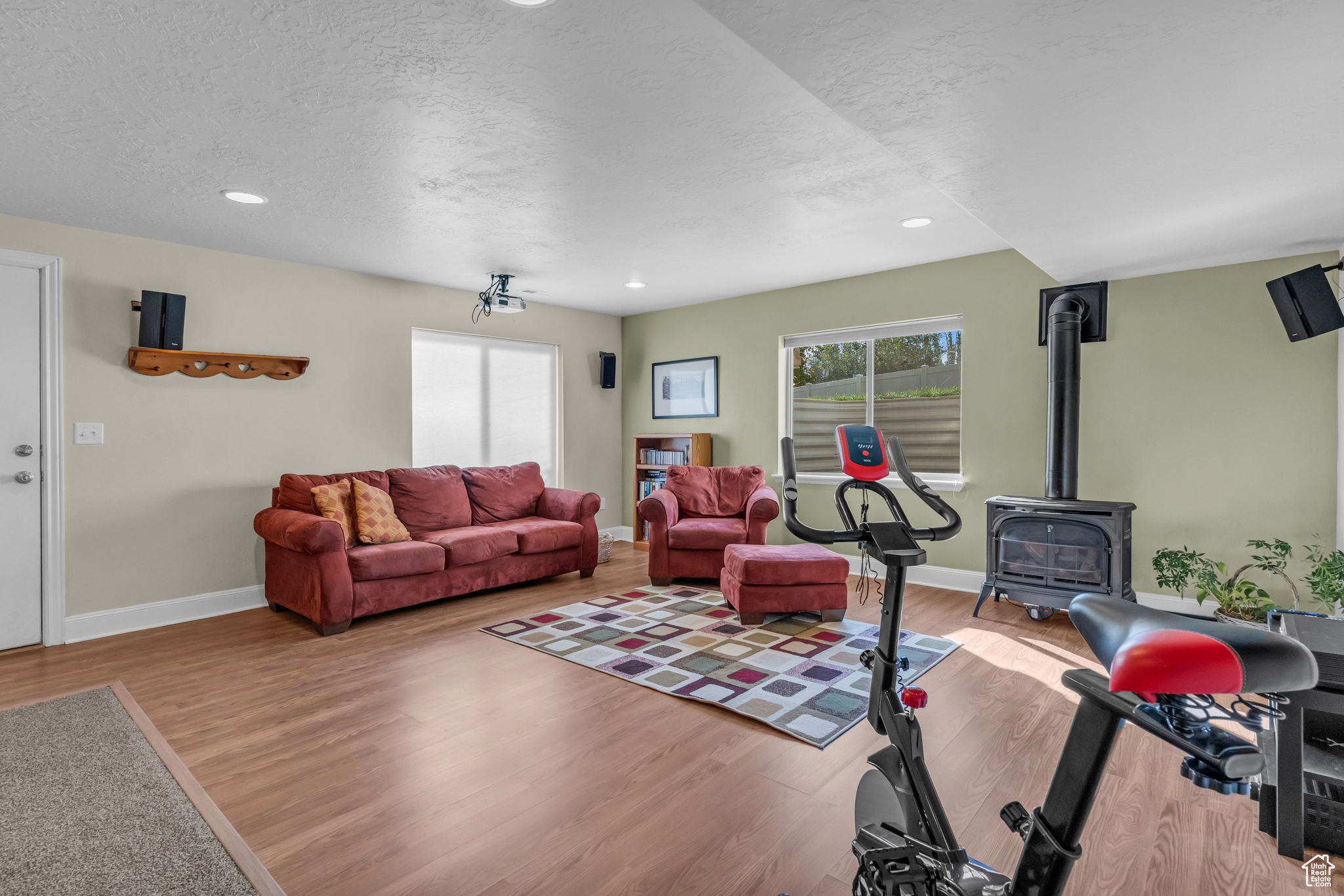 ASPEN CREST - Residential