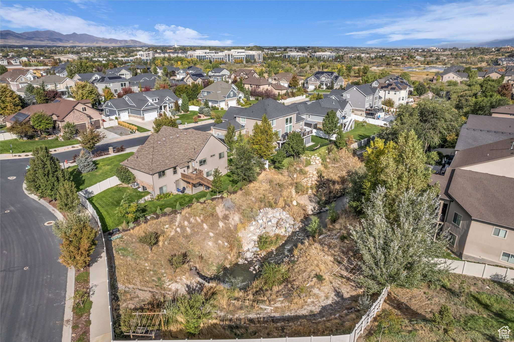 ASPEN CREST - Residential