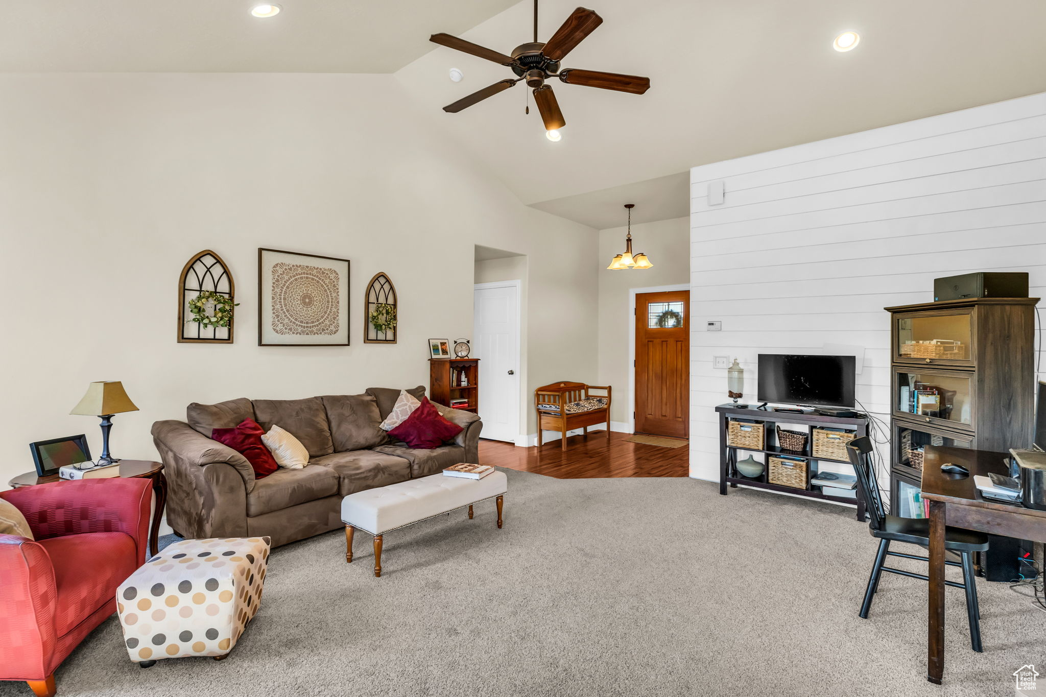 ASPEN CREST - Residential