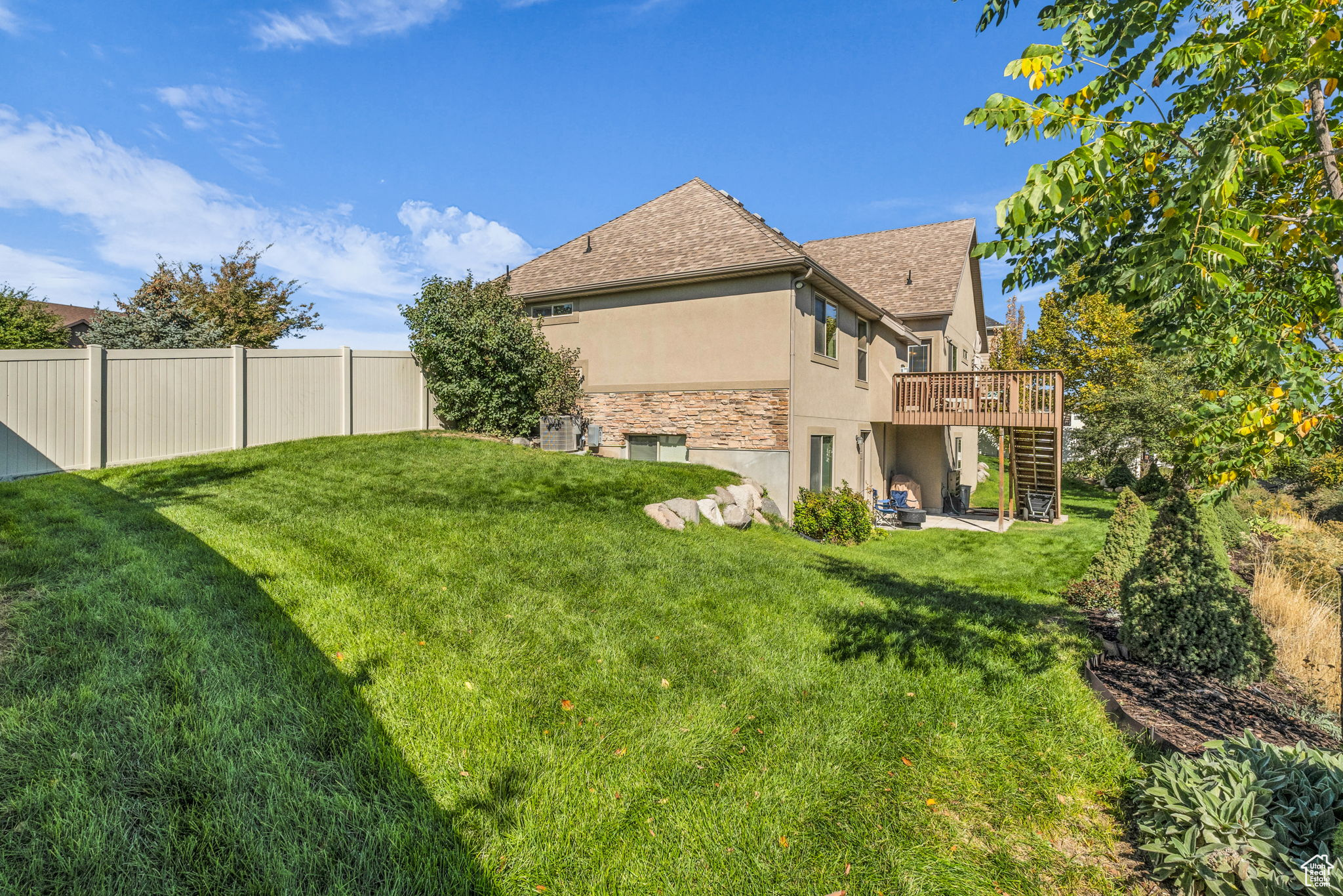 ASPEN CREST - Residential