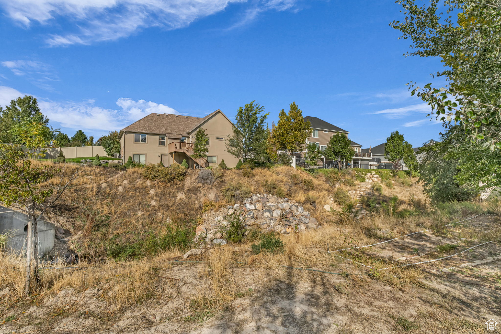 ASPEN CREST - Residential