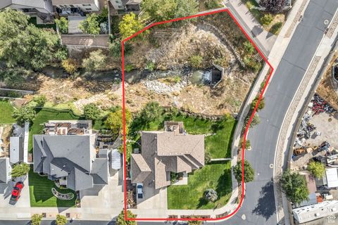 Tiny photo for 11187 S DEVON VIEW DR W, South Jordan, UT 84095 (MLS # 2116874)
