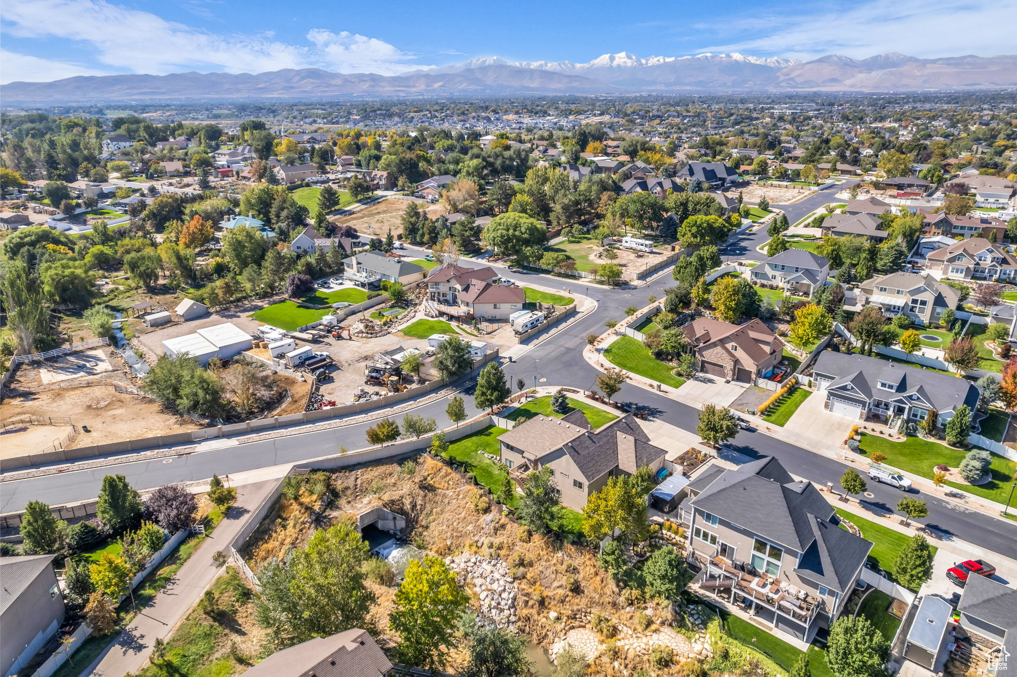 ASPEN CREST - Residential