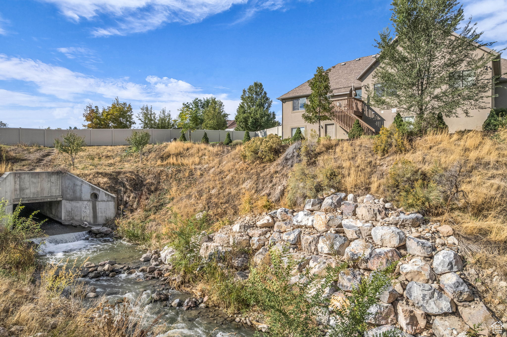 ASPEN CREST - Residential