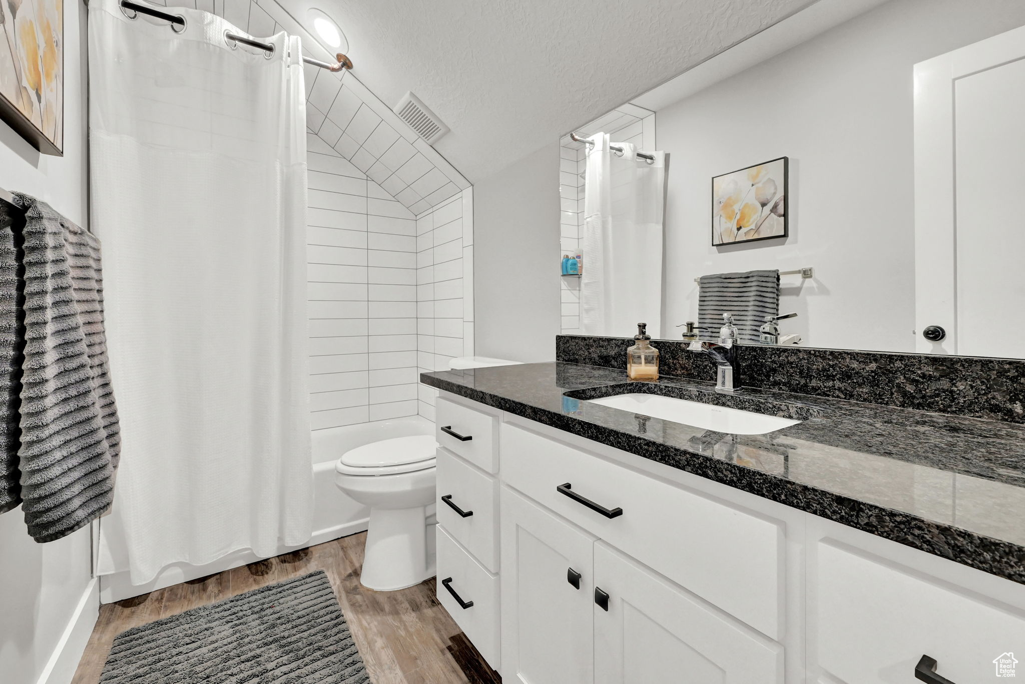 North Ogden, Utah 84414, United States, 4 Bedrooms Bedrooms, ,3 BathroomsBathrooms,Residential,Active,38150