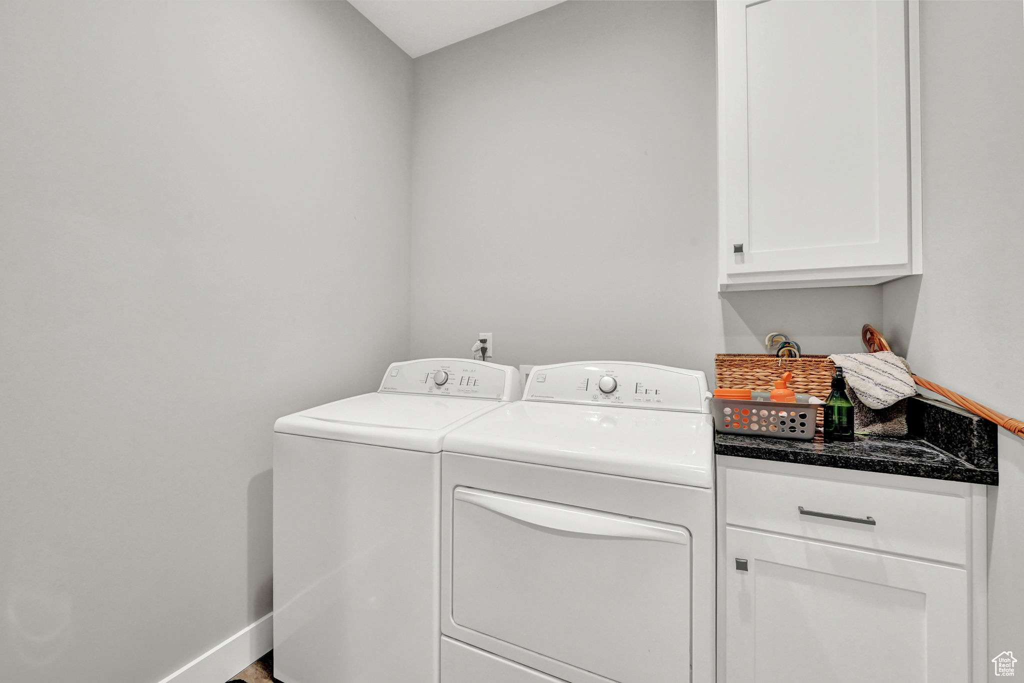 North Ogden, Utah 84414, United States, 4 Bedrooms Bedrooms, ,3 BathroomsBathrooms,Residential,Active,38150