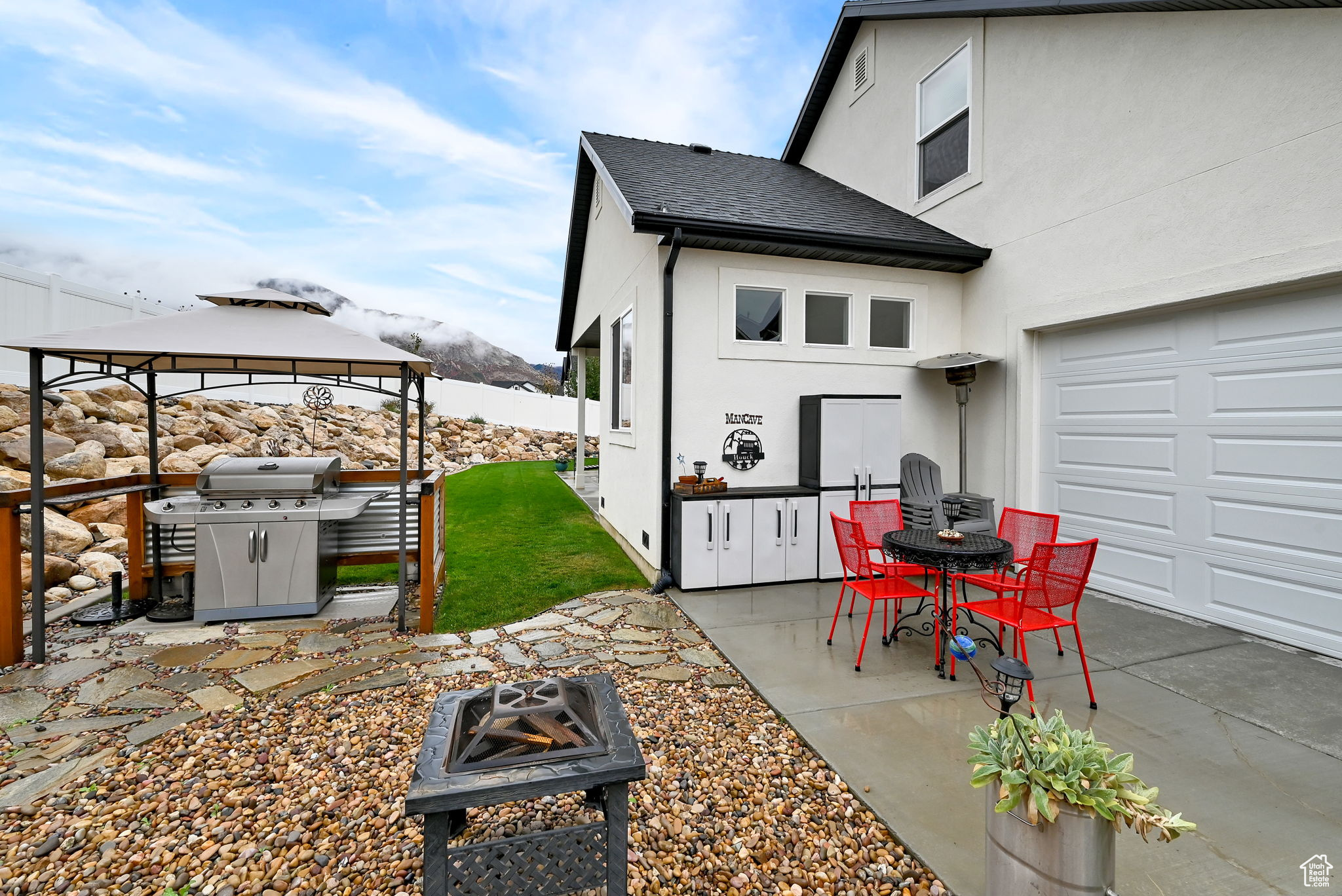 North Ogden, Utah 84414, United States, 4 Bedrooms Bedrooms, ,3 BathroomsBathrooms,Residential,Active,38150