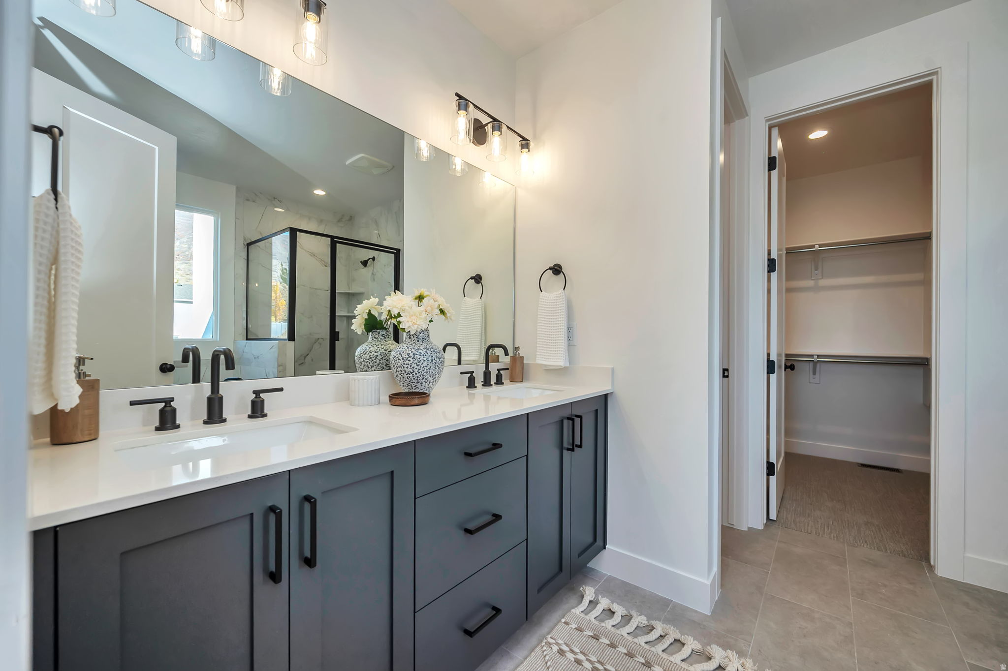 SUMMERHILL LANE - Residential