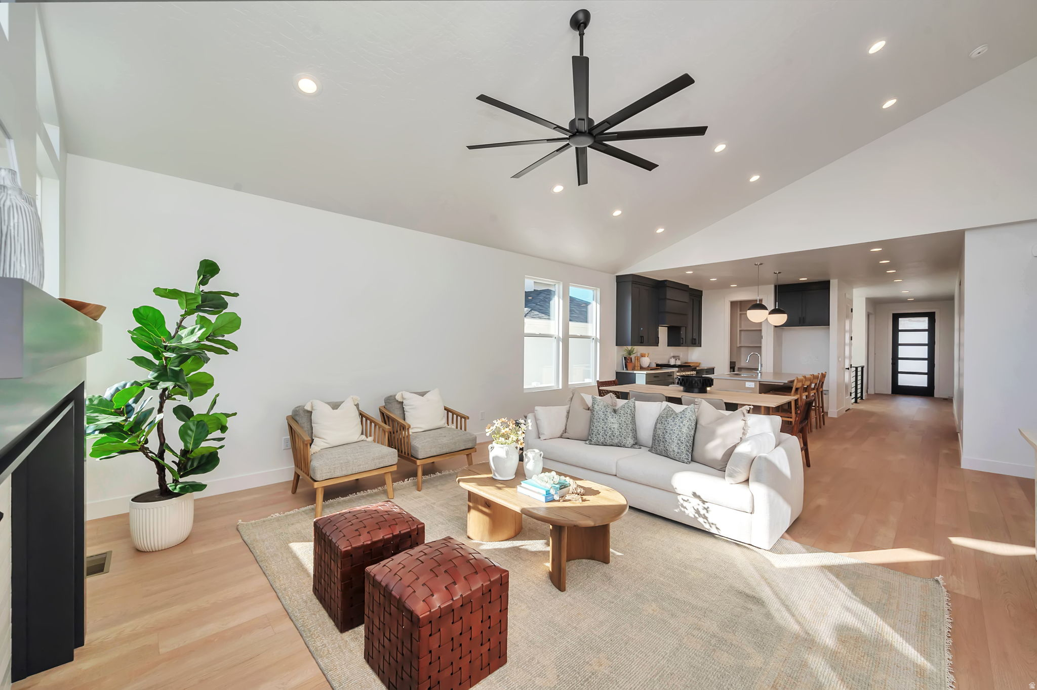 SUMMERHILL LANE - Residential