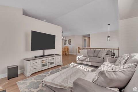 Tiny photo for 413 E STEEP MOUNTAIN DR S, Draper, UT 84020 (MLS # 2119048)