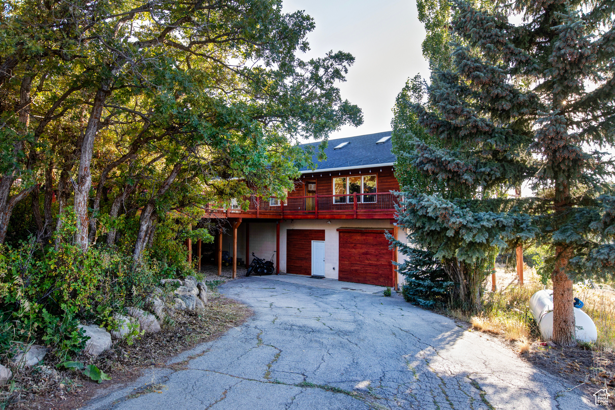 LAKE ROCKPORT ESTATES - Residential