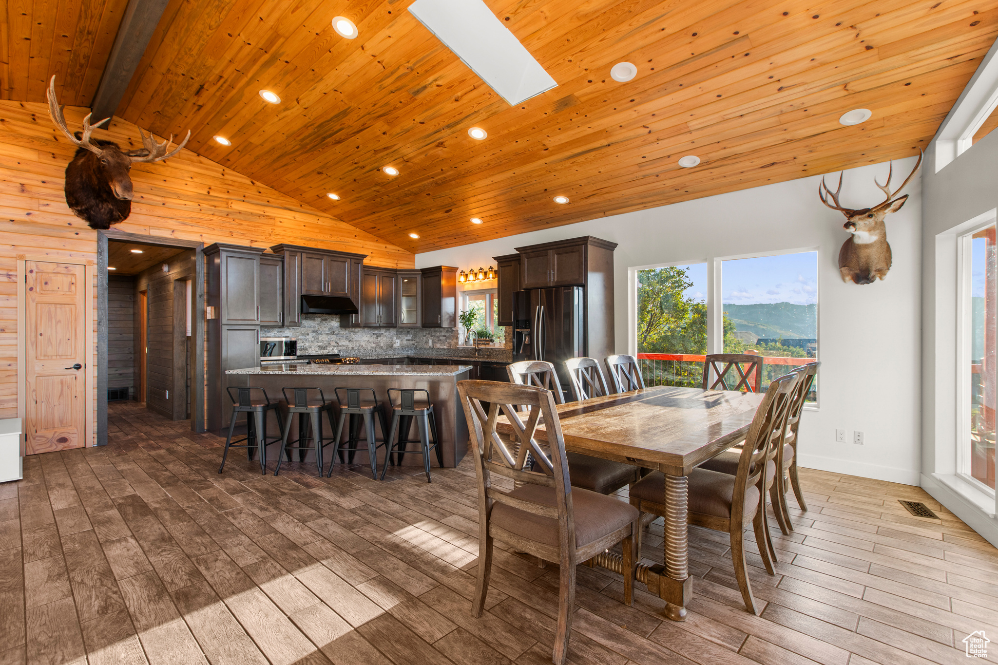 LAKE ROCKPORT ESTATES - Residential