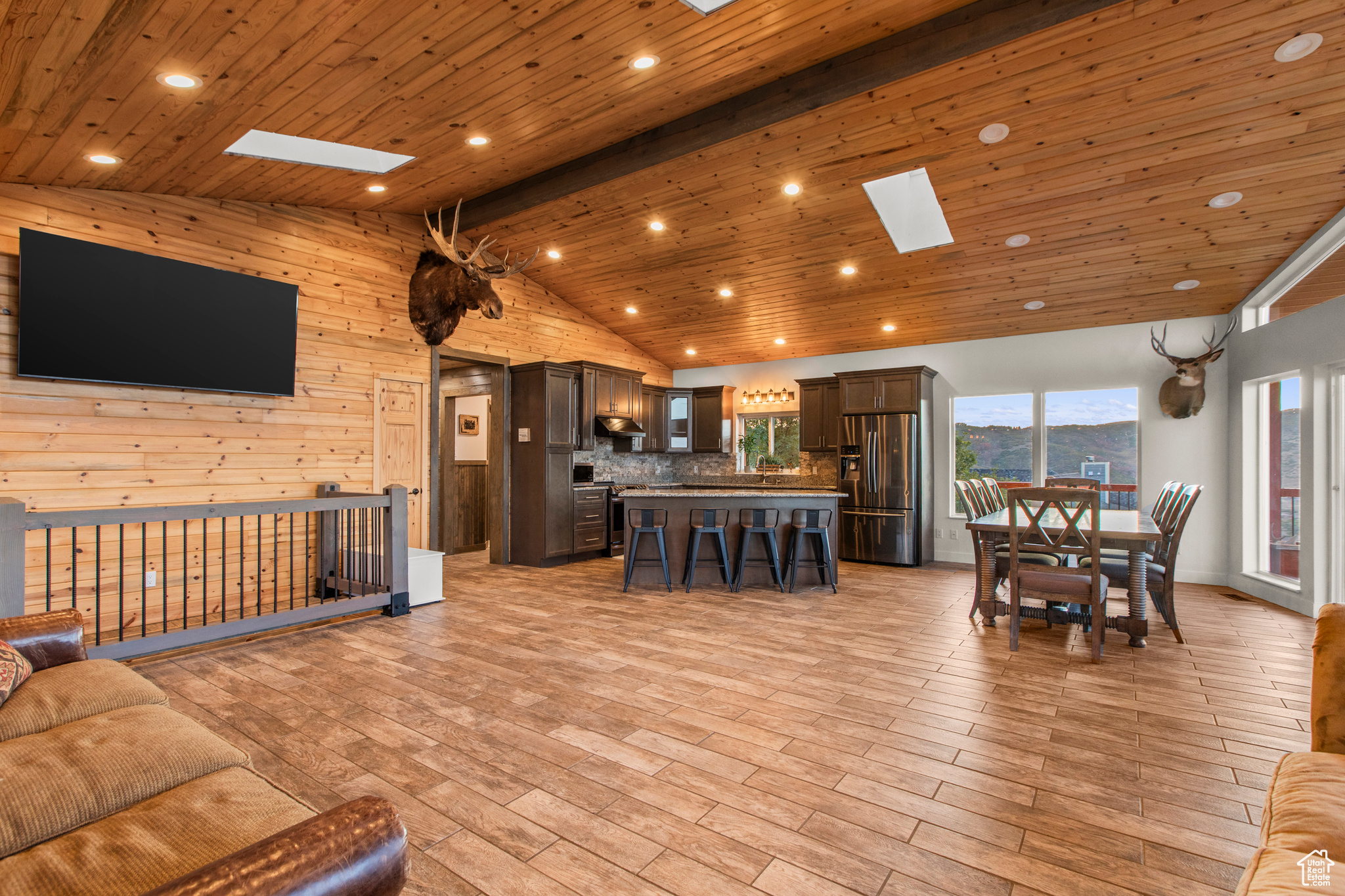LAKE ROCKPORT ESTATES - Residential