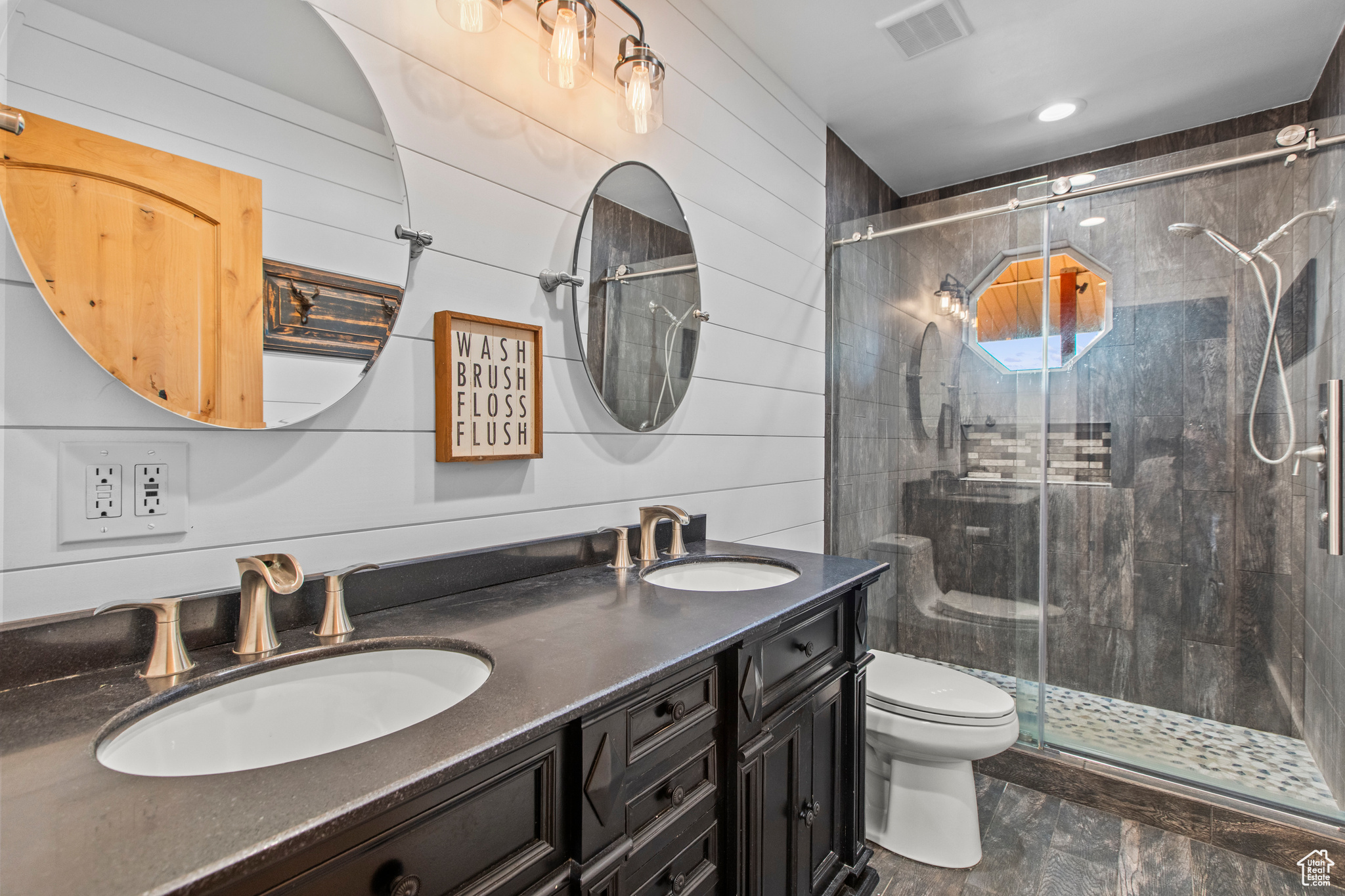 LAKE ROCKPORT ESTATES - Residential