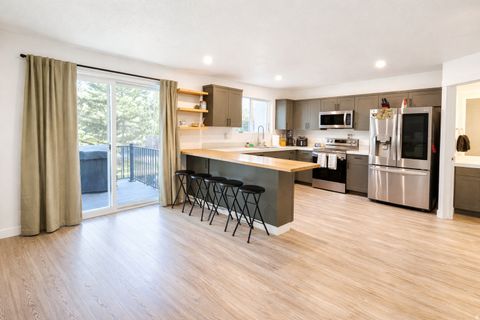 Tiny photo for 615 S PLUM CREEK LN E, Ogden, UT 84404 (MLS # 2141852)