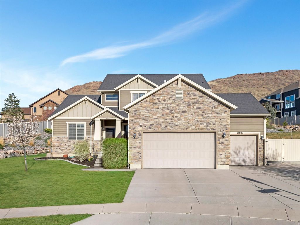 Photo of 14829 S CLEAR WATER DR, Herriman, UT 84096 (MLS # 2146290)