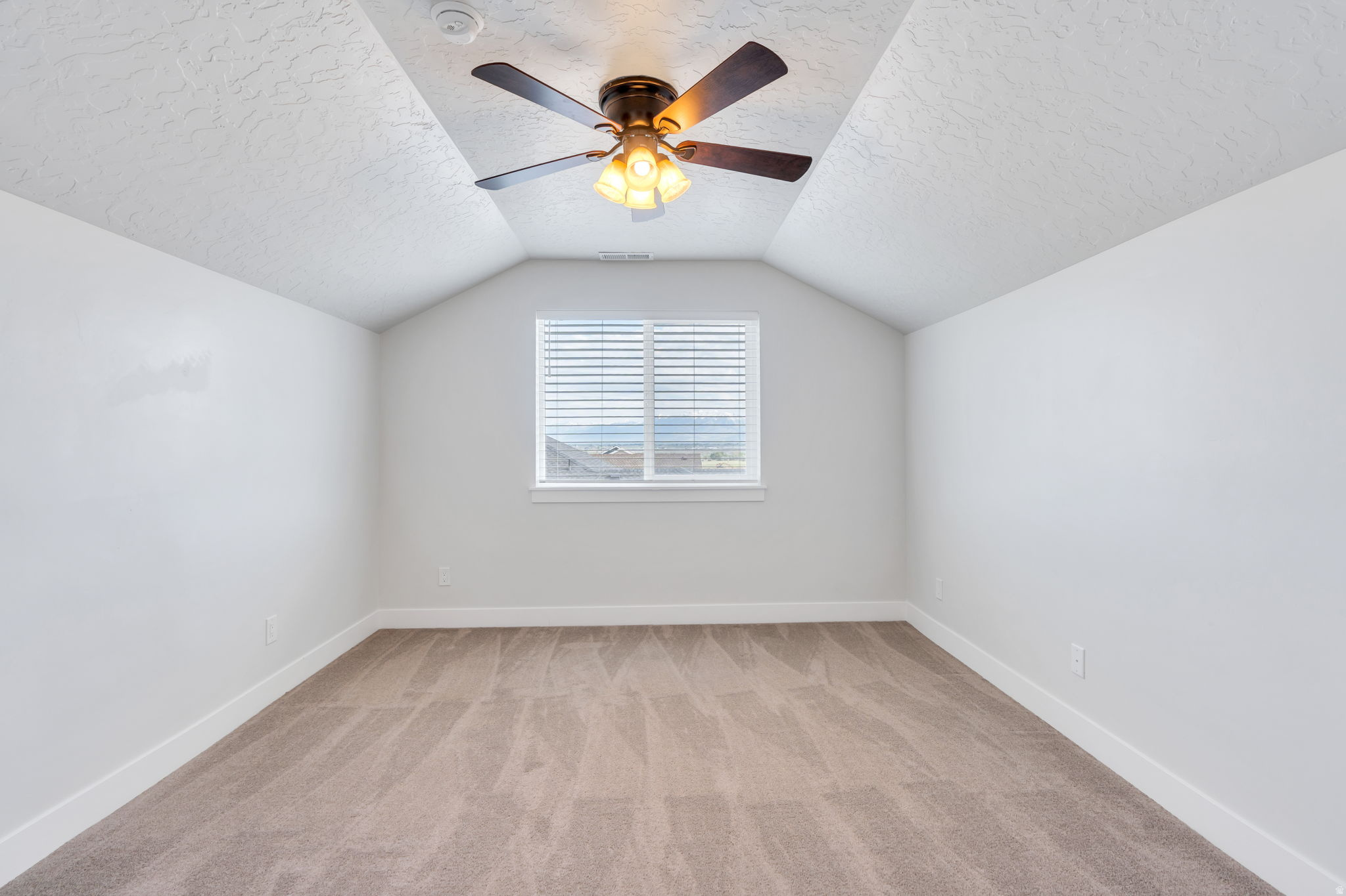 SKYVIEW EST - Residential