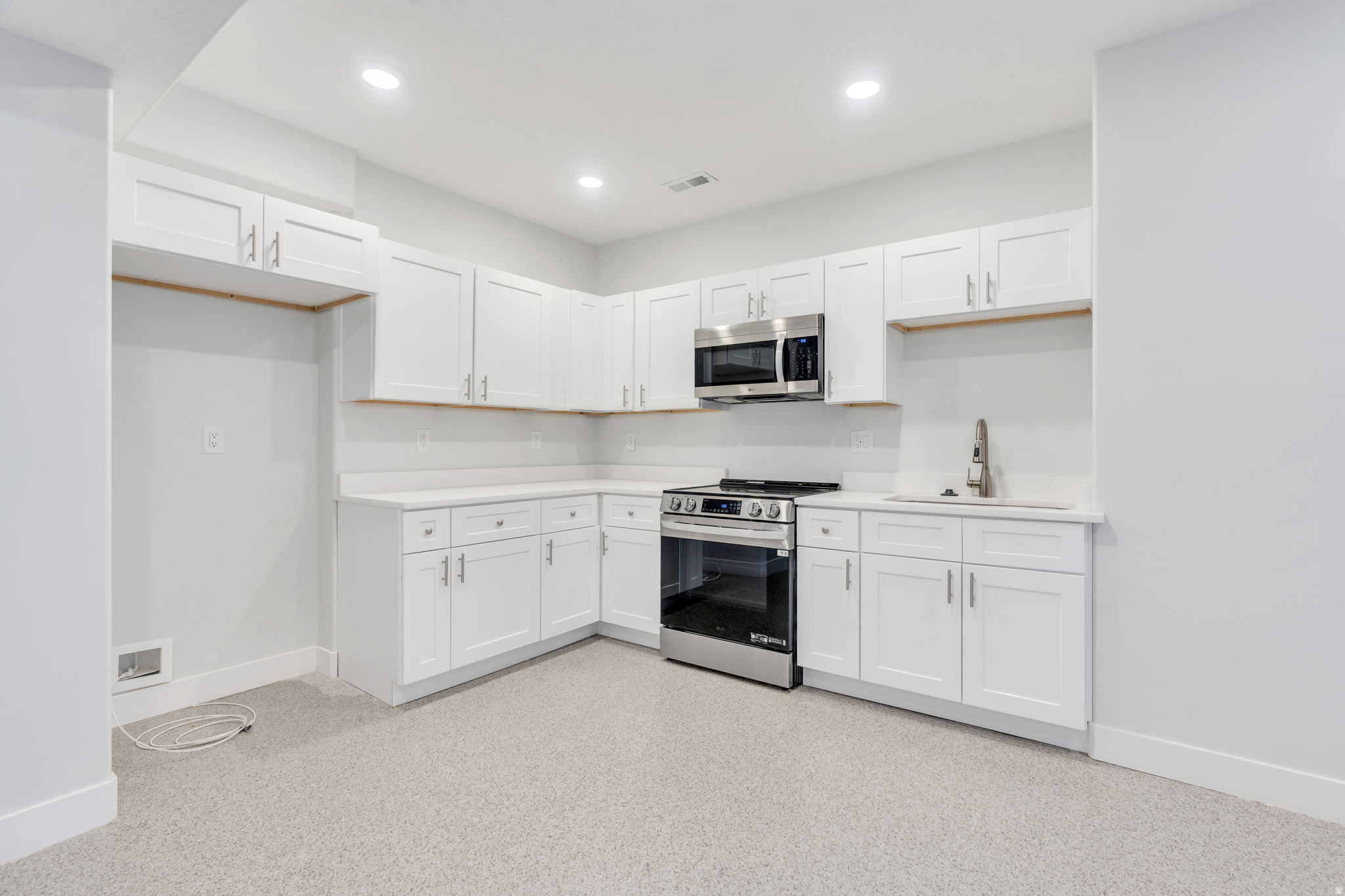 SKYVIEW EST - Residential