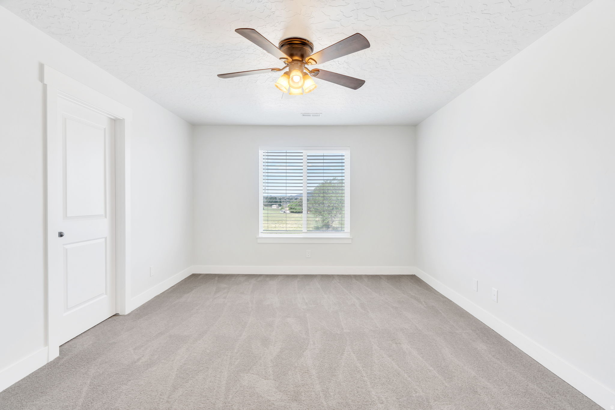 SKYVIEW EST - Residential