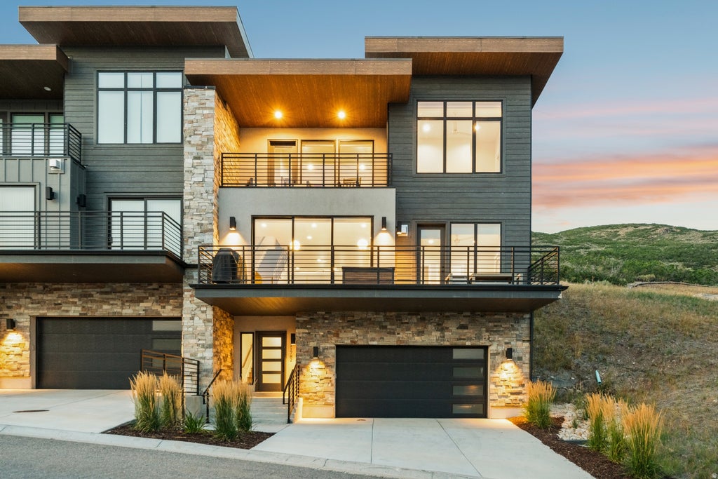 Photo of 11782 N APEX WAY #74, Hideout, UT 84036 (MLS # 2186274)