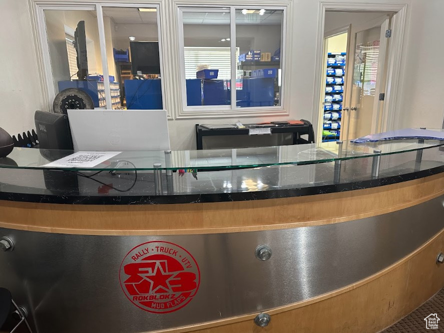 SPRING CREEK INDUSTRIAL PARK - Commercial Lease