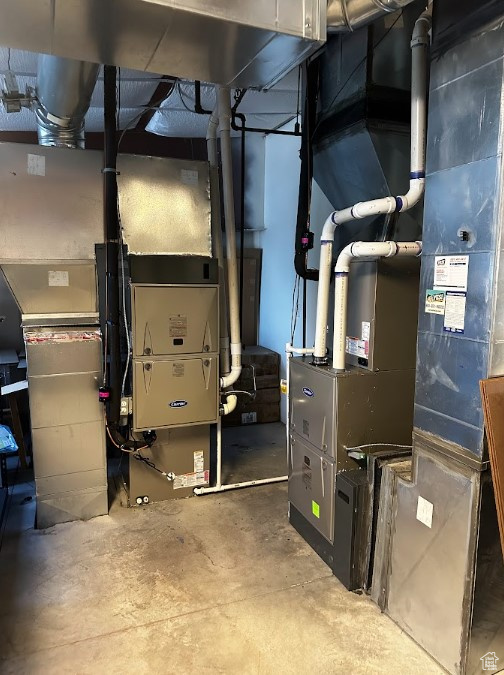 SPRING CREEK INDUSTRIAL PARK - Commercial Lease