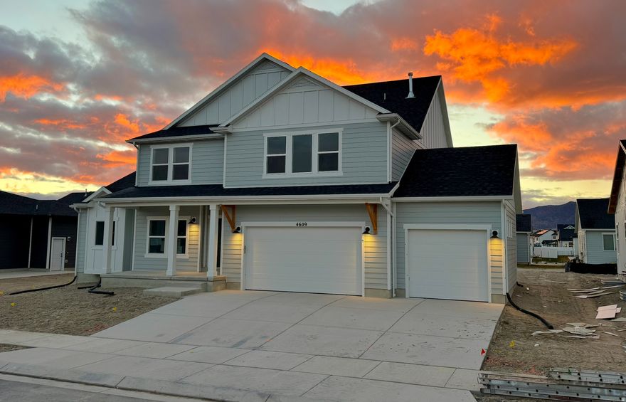 This new construction home combines elegance and affordability, featuring a main-floor master suite, two-story family room, and a spacious open kitchen with an oversized island. You'll love the huge open family, dining, and kitchen areas-perfect for entertaining and everyday living. Upstairs, you'll find three bedrooms plus a massive loft! The basement is finished and features two more bedrooms and a massive living room. This home offers everything you need for luxury and comfort! THIS IS A SPEC HOME, completion is estimated to be Nov-Dec. Ask agent for more details. Ask about how to save money on this home when using our preferred lender.