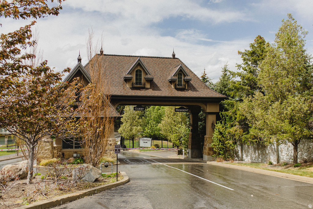 PEPPERWOOD - Residential