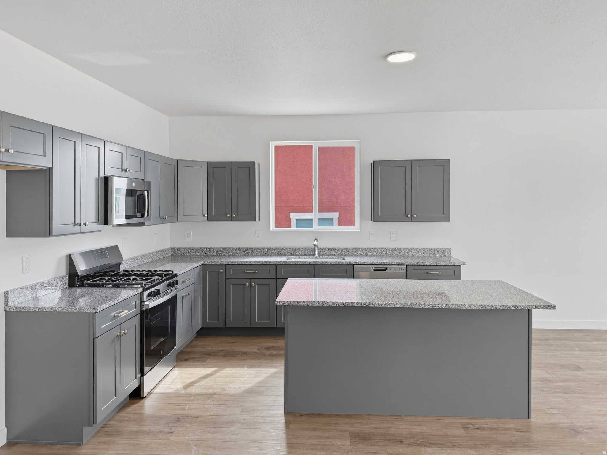 OQUIRRH WEST PHASE 3 - Residential